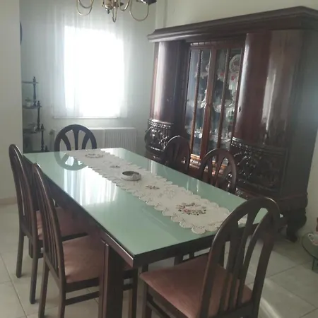 Up The Hill * Epanomi