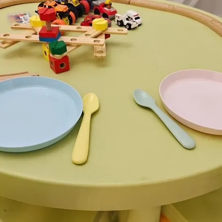 Up The Hill Epanomí